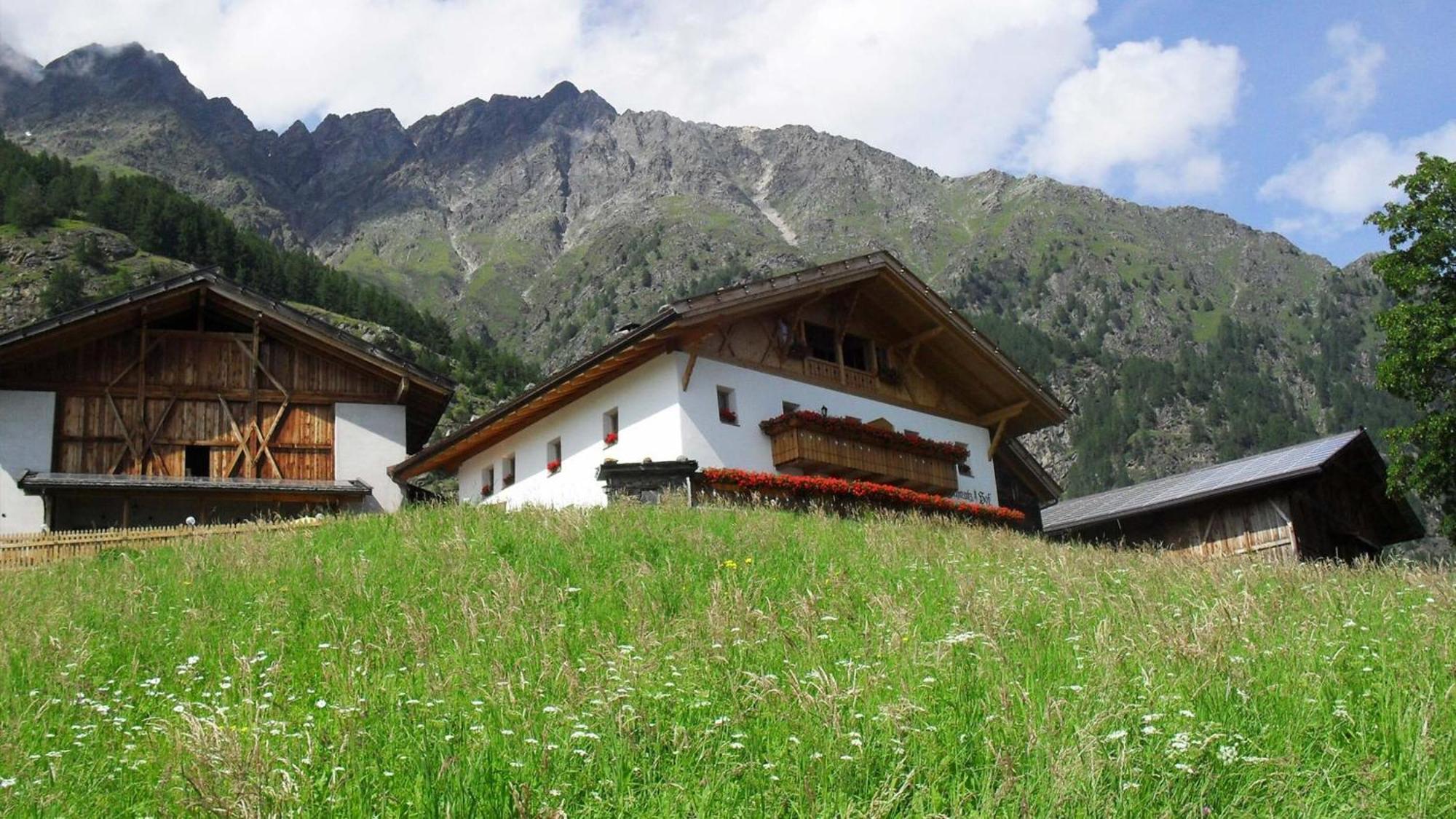 Schnatzhof Apartment Morgensonne Naturns Bagian luar foto